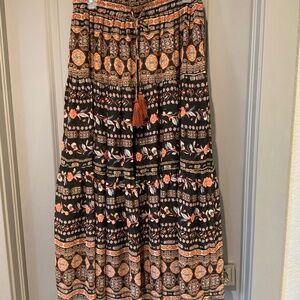 Floral and flowing skirt